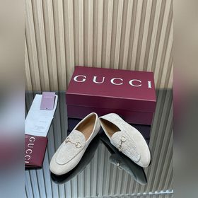 Новинка коллекции Gucci Jordaan «Ранне