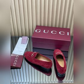 Новинка коллекции Gucci Jordaan «Ранне