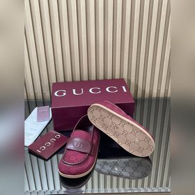 2026  Новинка： сандалии Gucci на толс