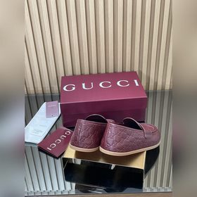 2026  Новинка： муле Gucci на толстой 