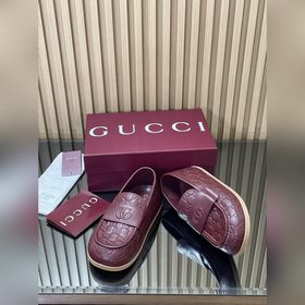 2026  Новинка： муле Gucci на толстой 