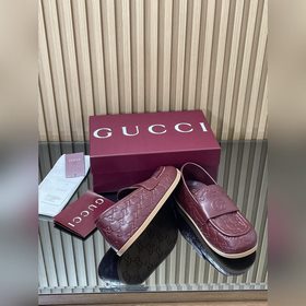 2026  Новинка： муле Gucci на толстой 