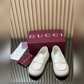 2026  Новинка： муле Gucci на толстой