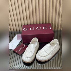2026  Новинка： муле Gucci на толстой