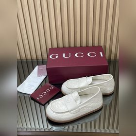 2026  Новинка： муле Gucci на толстой