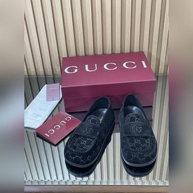2026  Новинка： сандалии-муле Gucci на