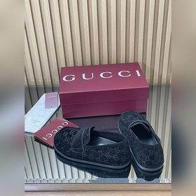 2026  Новинка： сандалии-муле Gucci на