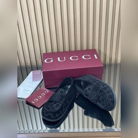 2026  Новинка： сандалии-муле Gucci на