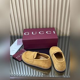 2026  Новинка： сандалии-муле Gucci на