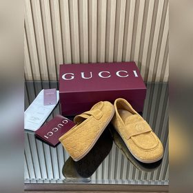 2026  Новинка： сандалии-муле Gucci на