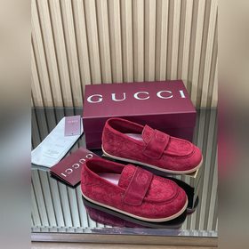 2026  Новинка： муле Gucci на толстой