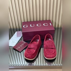 2026  Новинка： муле Gucci на толстой 