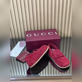 2026  Новинка： муле Gucci на толстой 