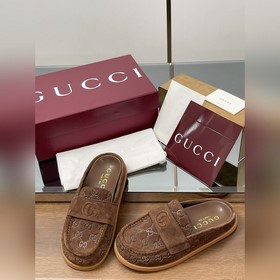 2026 Новинка： сандалии-муле Gucci на