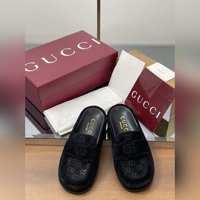 2026 Новинка： сандалии-муле Gucci на