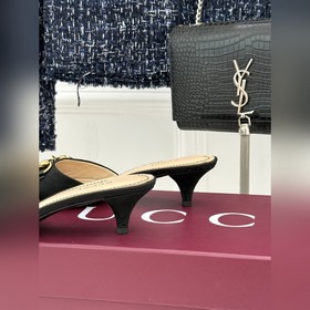 Классические ботильоны Gucci с застежк