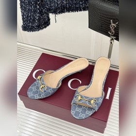Классические ботильоны Gucci с застежк