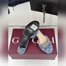Классические ботильоны Gucci с застежк