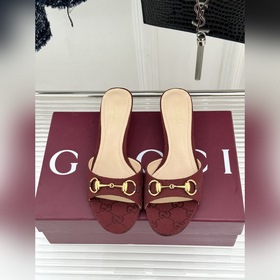 Классические ботильоны Gucci с застежк