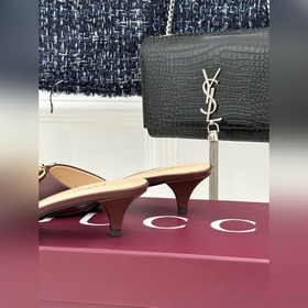Классические ботильоны Gucci с застежк