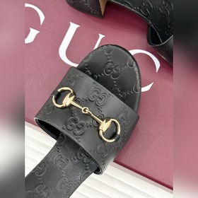Gucci, весенне-летняя коллекция 26WF 