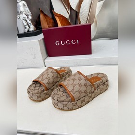 Кто бы это понял! Эти сандалии GUCCI н