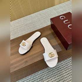 Новая коллекция сандалий Gucci весна-л