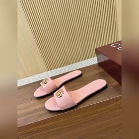 Новая коллекция сандалий Gucci весна-л