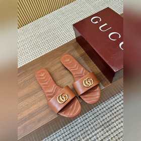 Новая коллекция сандалий Gucci весна-л
