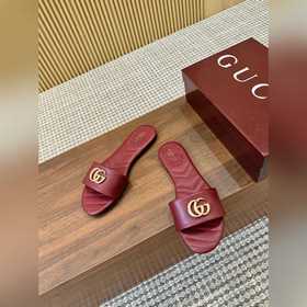 Новая коллекция сандалий Gucci весна-л