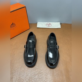 Кожаные туфли Hermes. Незаменимый элем