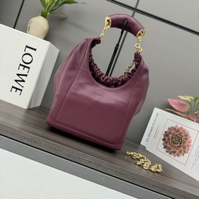 Loewe  Сумка Squeeze из кожи наппа, м