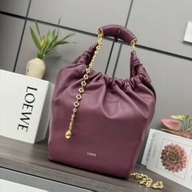 Loewe  Сумка Squeeze среднего размера