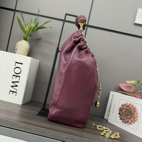 Loewe  Сумка Squeeze среднего размера
