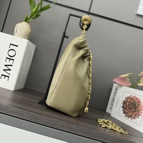 Loewe  Сумка Squeeze из кожи наппа, м