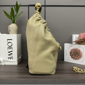 Loewe  Сумка Squeeze среднего размера
