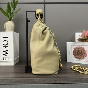 Loewe  Сумка Squeeze из кожи наппа, м