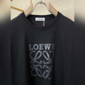 LOEWE： новая модель мужской повседневн