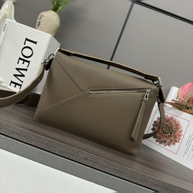 Loewe (мужская модель) — сумка Puzzle