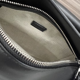 Loewe Новая версия сумки Puzzle Edge 