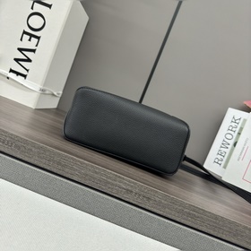 Loewe Новая версия сумки Puzzle Edge 