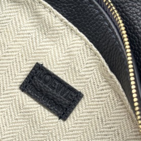 Loewe Новая версия сумки Puzzle Edge 