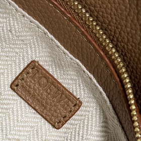Loewe Новая версия сумки Puzzle Edge 