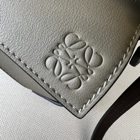 Loewe Мини-сумка Puzzle Edge из кожи 