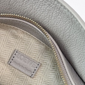 Loewe Новая версия сумки Puzzle Edge 
