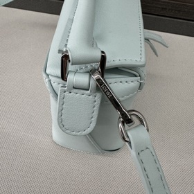 Loewe Новая версия сумки Puzzle Edge 