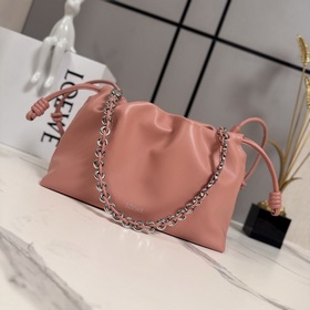 Кошелек Loewe Flamenco из мягкой кожи