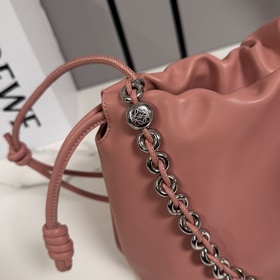 Кошелек Loewe Flamenco из мягкой кожи 