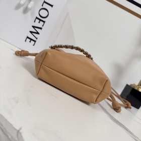 Loewe  Мини-сумочка Flamenco из мягко