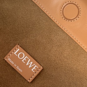 Новая модель Loewe — большая сумка Fla